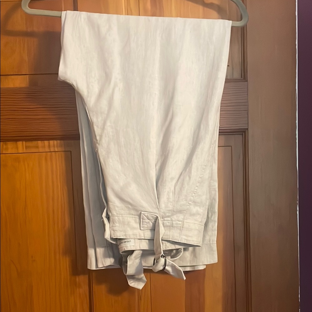 Urban Outfitters Linen Blend Pants  Size 2 26” inseam 26” waist Nice